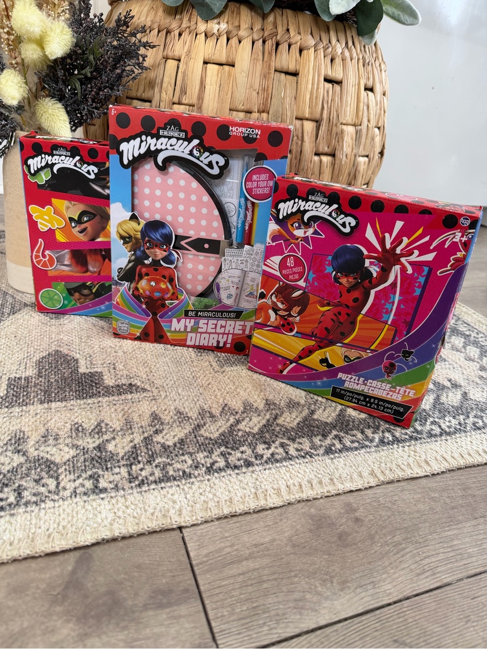 New Miraculous Tales of Ladybug & Cat Noir Puzzles & Secret Diary Lot of 3 Kids - Picture 12 of 16